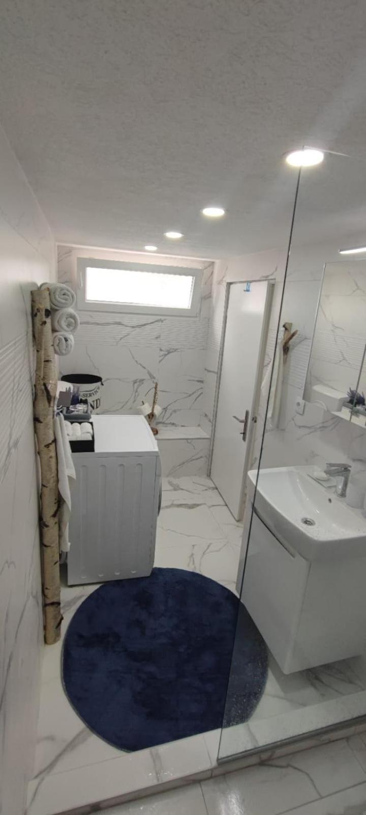 Apartment Centar Space